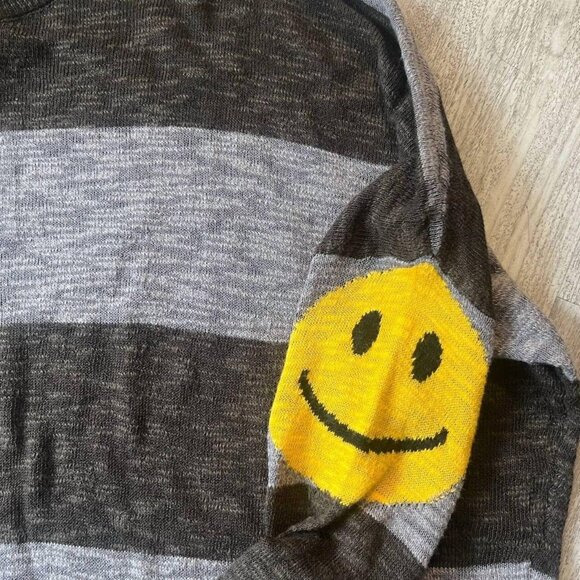 StitchDrop Happy Face Sweater sz M - Picture 2 of 3